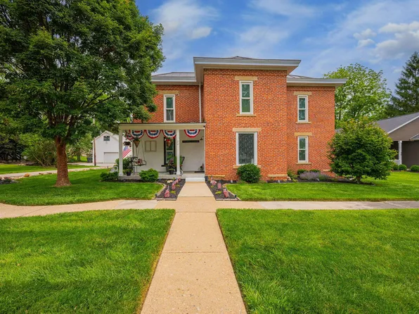 26 S Calhoun St, Centerburg, OH 43011