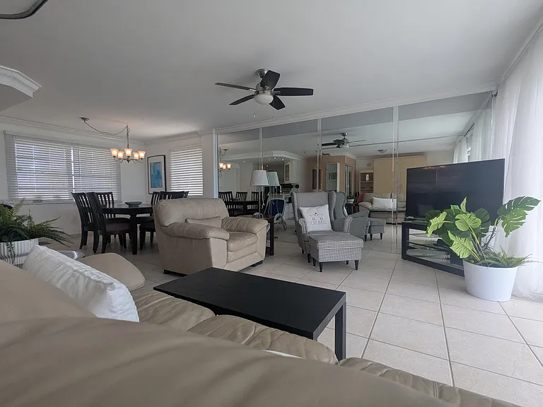 220 Kings Point Dr #501 — Photo 1