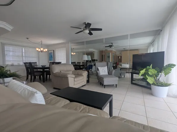 220 Kings Point Dr APT 501, Sunny Isles Beach, FL 33160