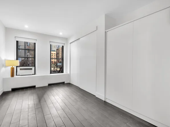 237 East 54th Street 2B image 2 of 9
