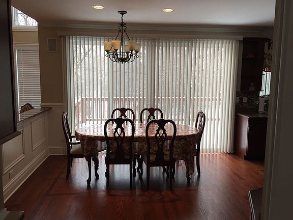 5th image of 404 39th St