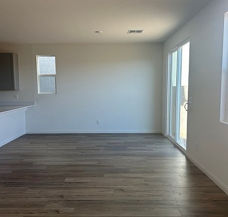3rd image of 4279 W Gary Ave