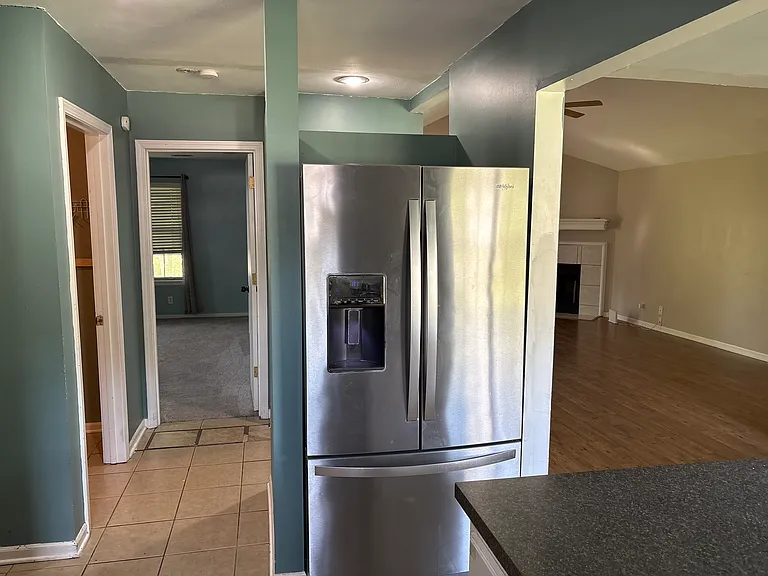 11834 Virginia Ave — Photo 8