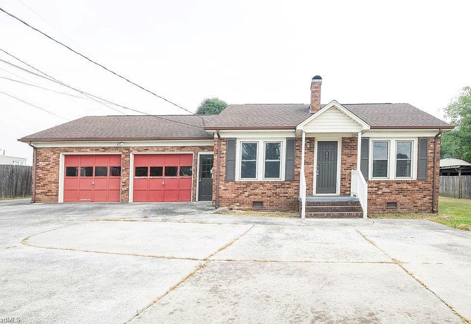 1st image of 520 Old Liberty Rd