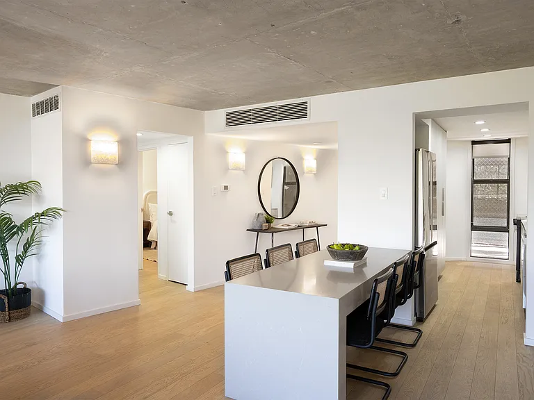 4337 Marina City Dr #137E — Photo 8