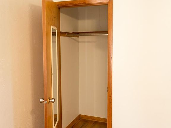 4th image of 180 Fincher Ln #12