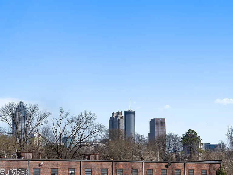 604 Julian St NW — Photo 13