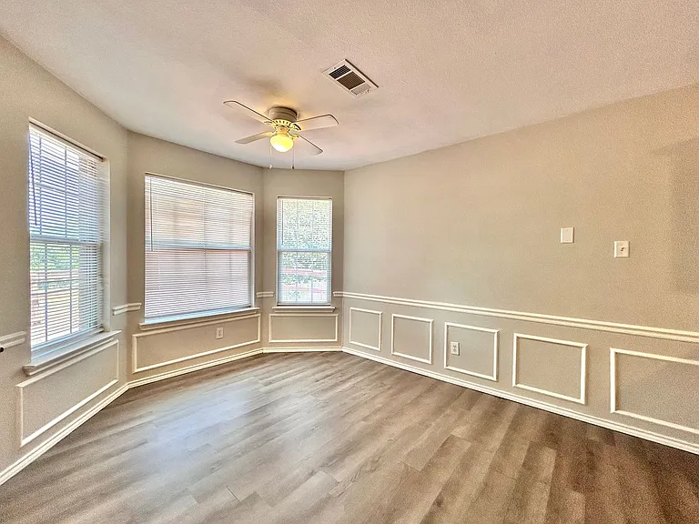 404 Mesquite Cir — Photo 7