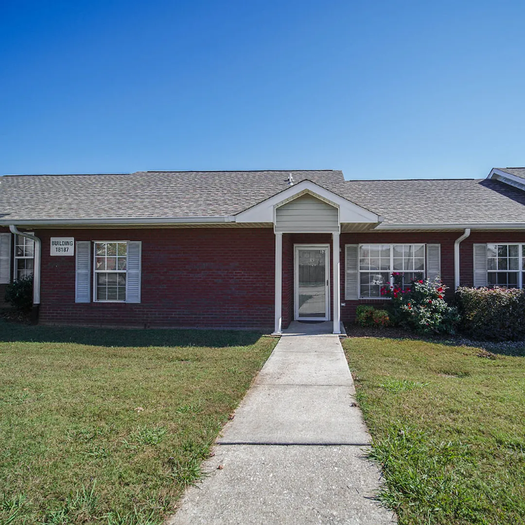 Arrowhead Dr Senior 55+ Community Rent $1024/month — Photo 4
