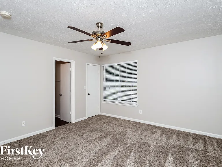 1158 Iron Gate Blvd — Photo 7