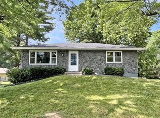 118 Fern St, Lansing, KS 66043