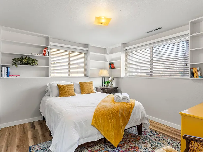 1402 Mears Dr #2 — Photo 5