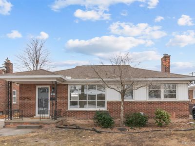 22609 Edgewood St, Saint Clair Shores, MI, 48080