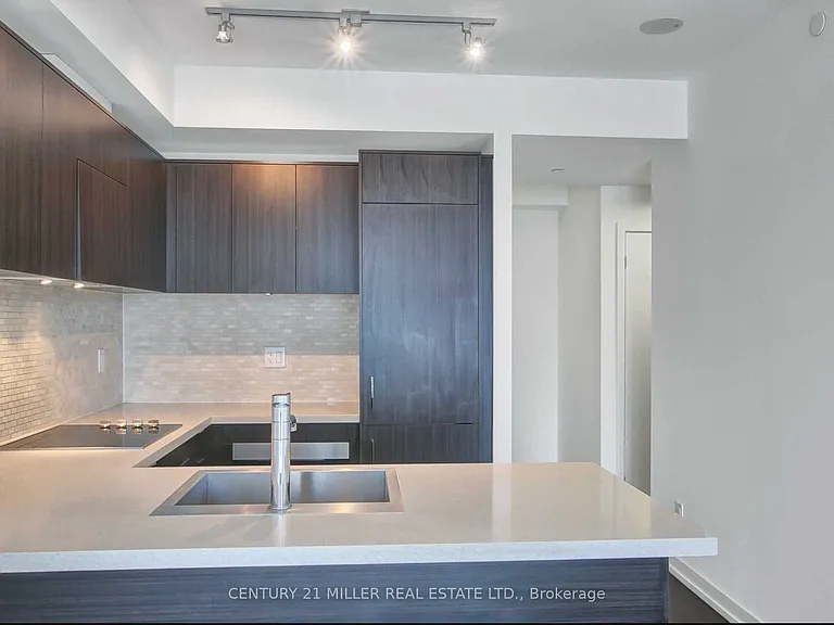 21 Widmer St #3101 — Photo 12