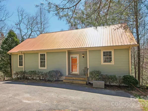 25 Sunset View Dr, Horse Shoe, NC 28742