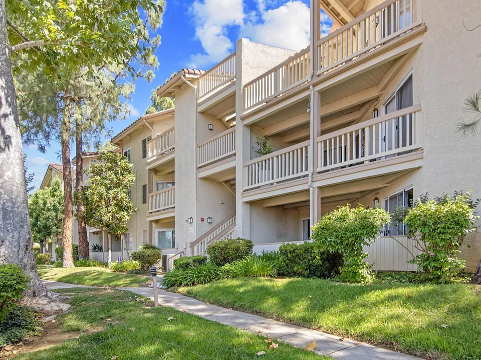 5837 Oak Bend Ln #310