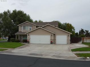 453 NE Skyview Ct, Hermiston, OR 97838