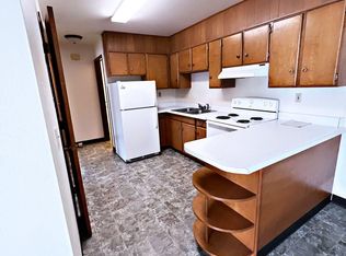 421 Colfax St #5, Augusta, WI 54722