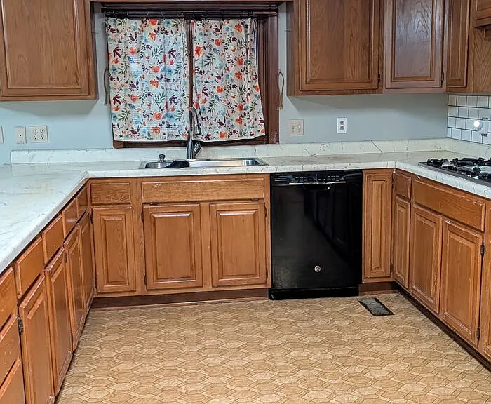 6204 Brentwood Rd — Photo 3