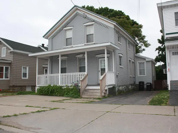 193 W 5th St, Oswego, NY 13126