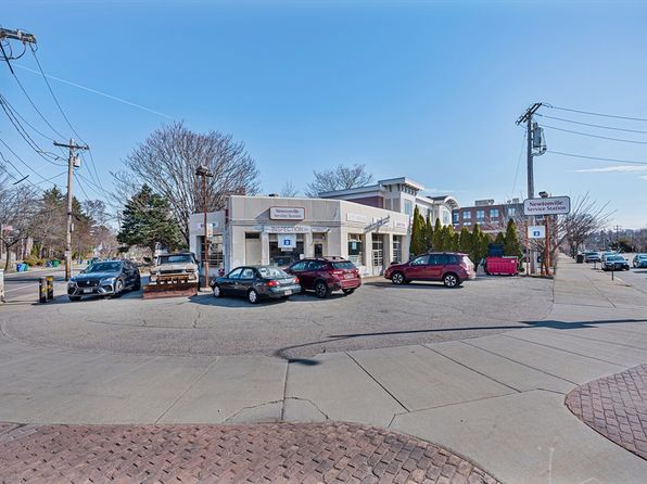 911 Washington St, Newtonville, MA 02460