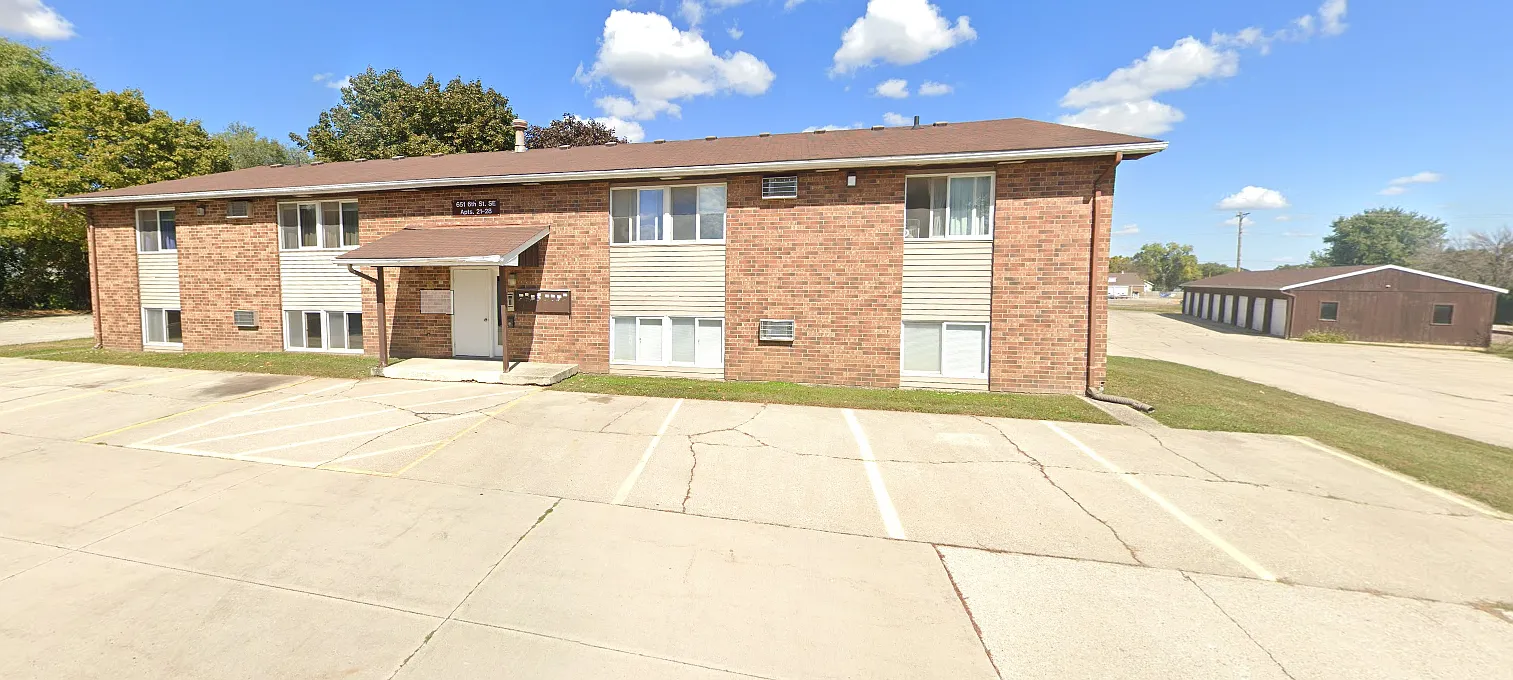 2 bed, $850 — Photo 1