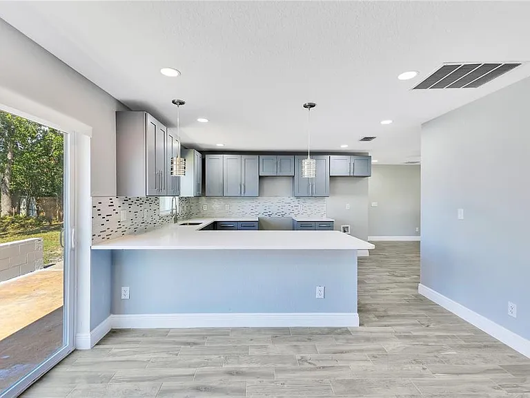 2419 Orange Center Blvd — Photo 8