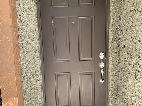 2nd image of 4263 E Columbus Park Pl