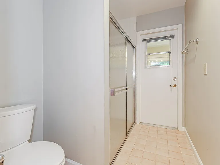 13515 Northumberland Cir — Photo 15