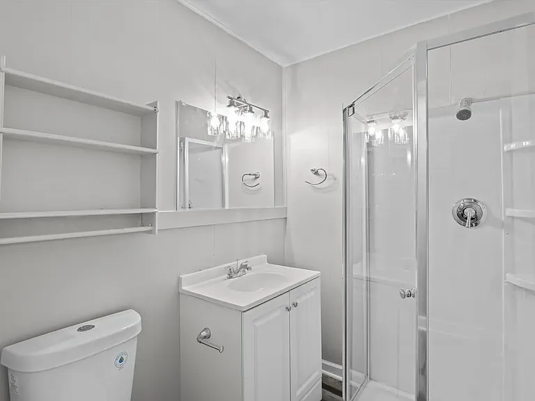 2411 Ruby Dr — Photo 3