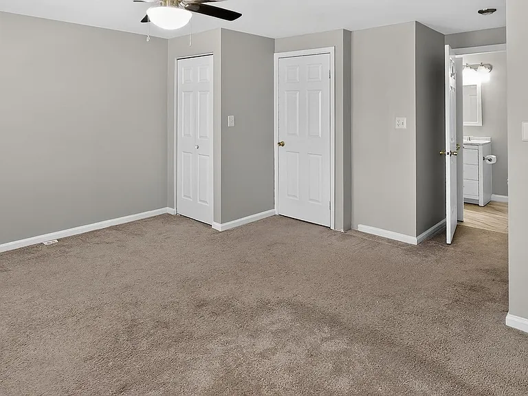 3591 Laurel View Ct — Photo 32