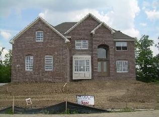 11949 Copperfield Dr, Carmel, IN 46032