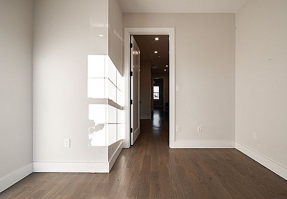 5th image of 1283 Nostrand Ave #3R
