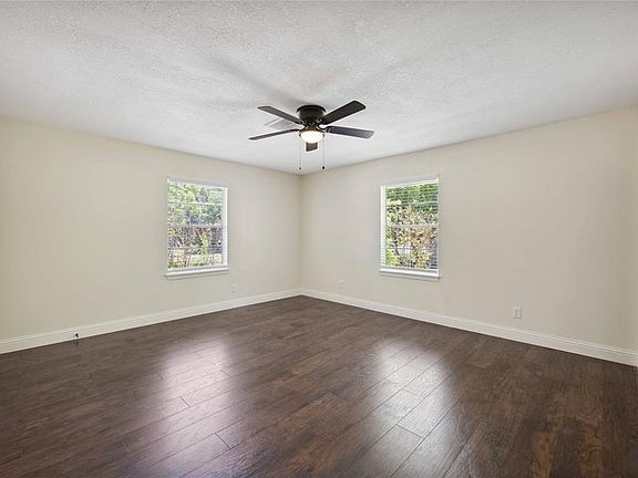 2nd image of 3403 Linkwood Dr