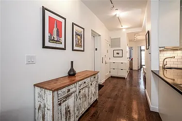 Sold by Avenue Sotheby's International Realty