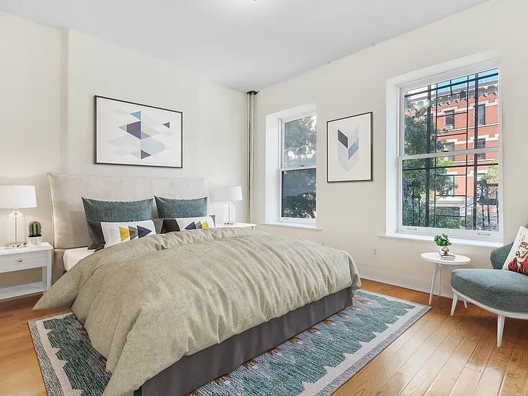 462 Amsterdam Ave #4N — Photo 3