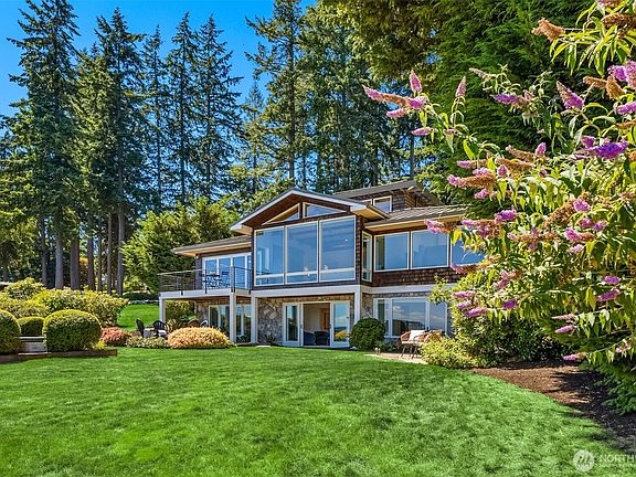 2nd image of 7464 Madrona Drive NE