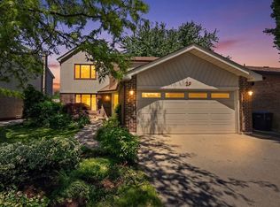 29 Mansfield St, Brampton, ON L6S2X8