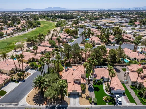 5228 Painted Lakes Way, Las Vegas, NV 89149