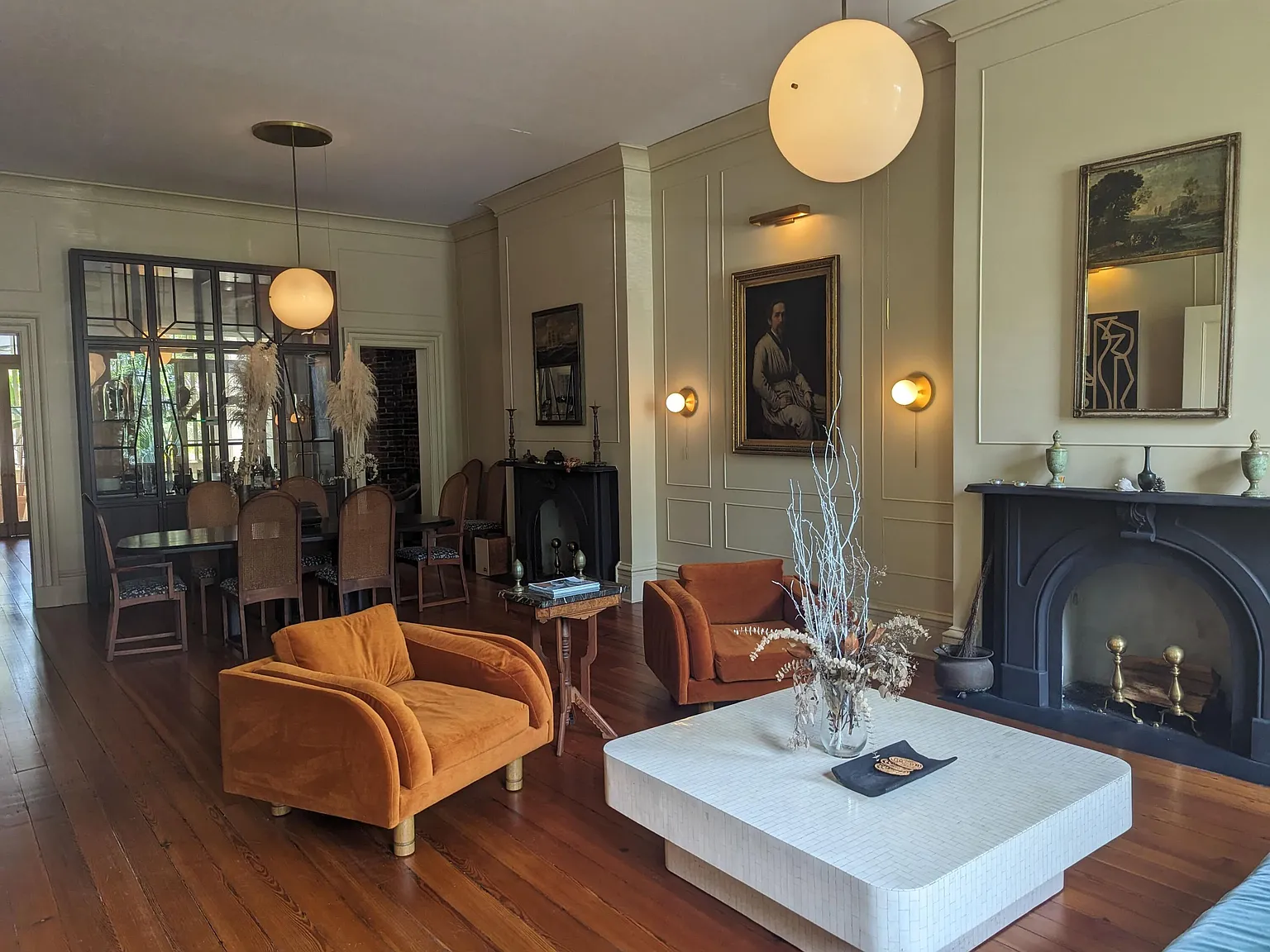 6 bed, 4.5 bath, 5655 sqft, $15,000 — Photo 4