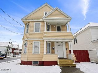 902 Francis Ave, Schenectady, NY 12303