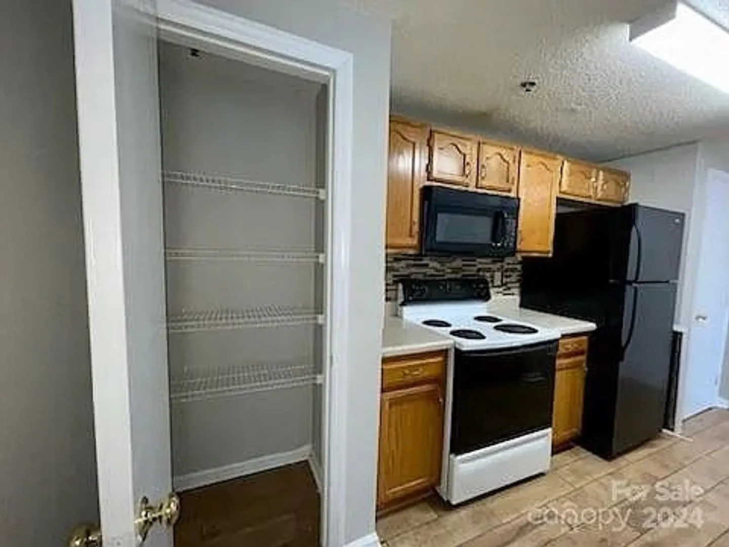 Room in 3 Bedroom Home at Arlyn Cir — Photo 3