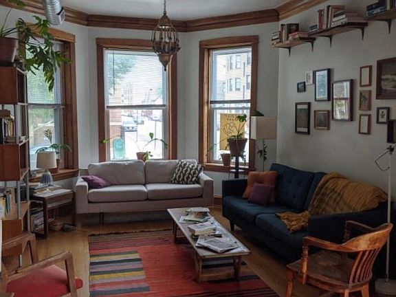 4th image of 1000 N Richmond St APT 2