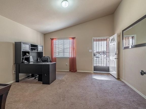 3rd image of 14272 Woods Point Ave