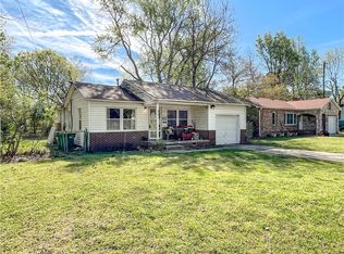 317 N West End St, Springdale, AR 72764