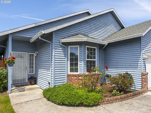 3rd image of 2197 SE 61st Pl