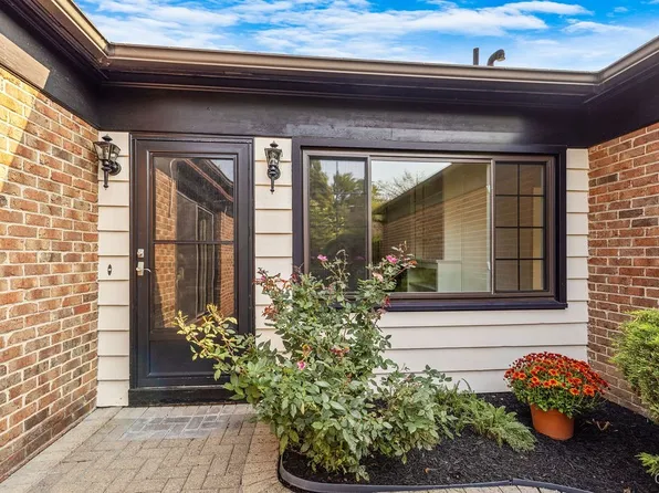 7 The Orch, Fayetteville, NY 13066