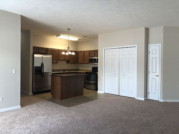 4th image of 15124 Via Carmella Dr