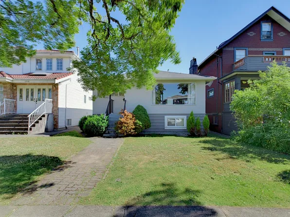 1280 E 27th Ave, Vancouver, BC V5V 2L8