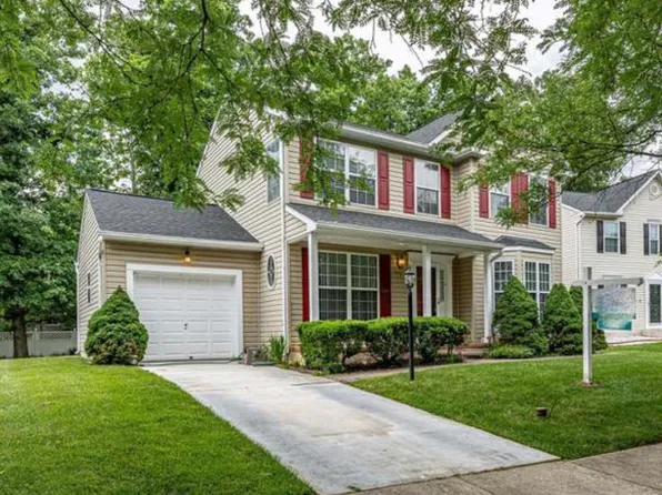 304 Nicole Ln, Glen Burnie, MD 21061